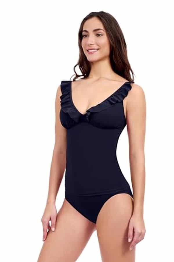 Découvrez notre avis détaillé sur le tankini Tutti Frutti de Profile by Gottex. Confort, style et matière recyclée : le maillot idéal pour l'été. 