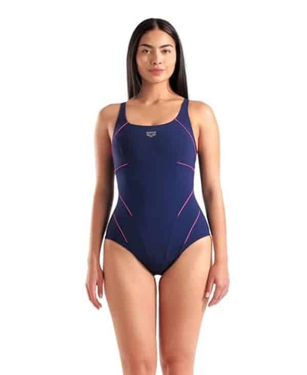 Découvrez notre avis détaillé sur le maillot de bain shapewear Arena Jewel R pour femmes : confort, maintien et style pour une silhouette affinée à la plage. 