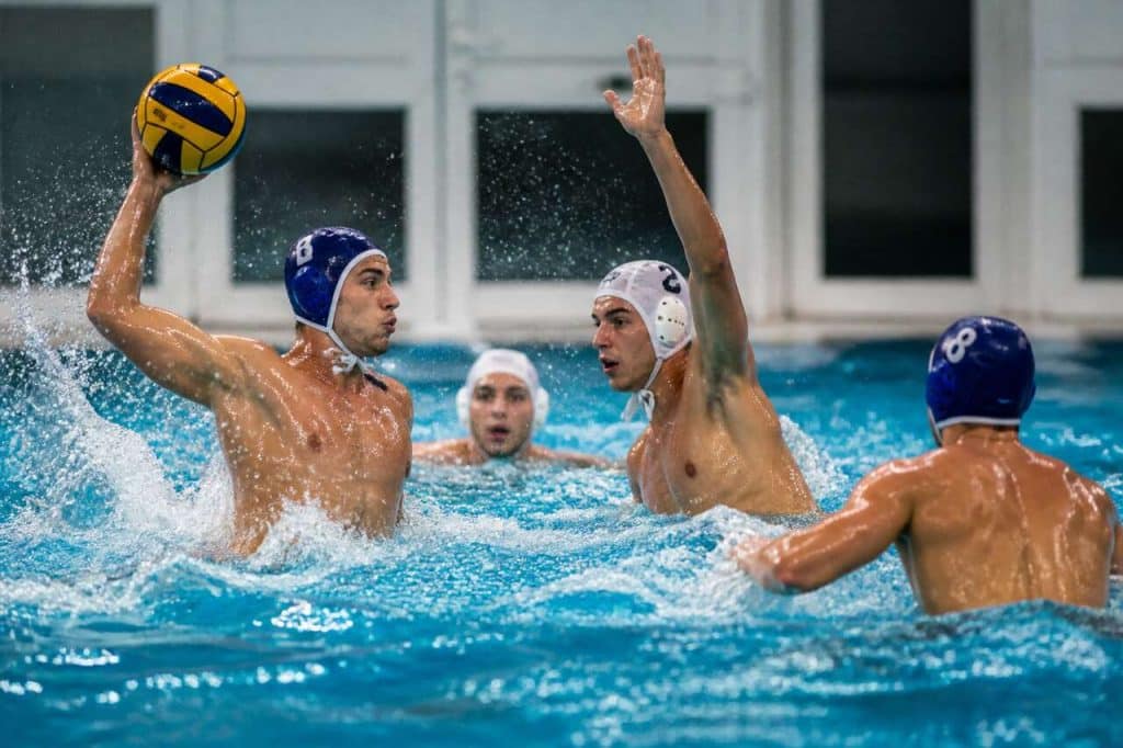 Le water-polo au microscope : quels bienfaits pour l'esprit d'équipe et la puissance physique ?