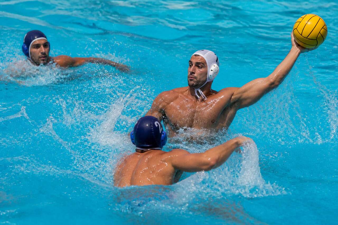 Le water-polo en clair : but du jeu, règles et nombre de joueurs Le water-polo en clair : but du jeu, règles et nombre de joueurs
