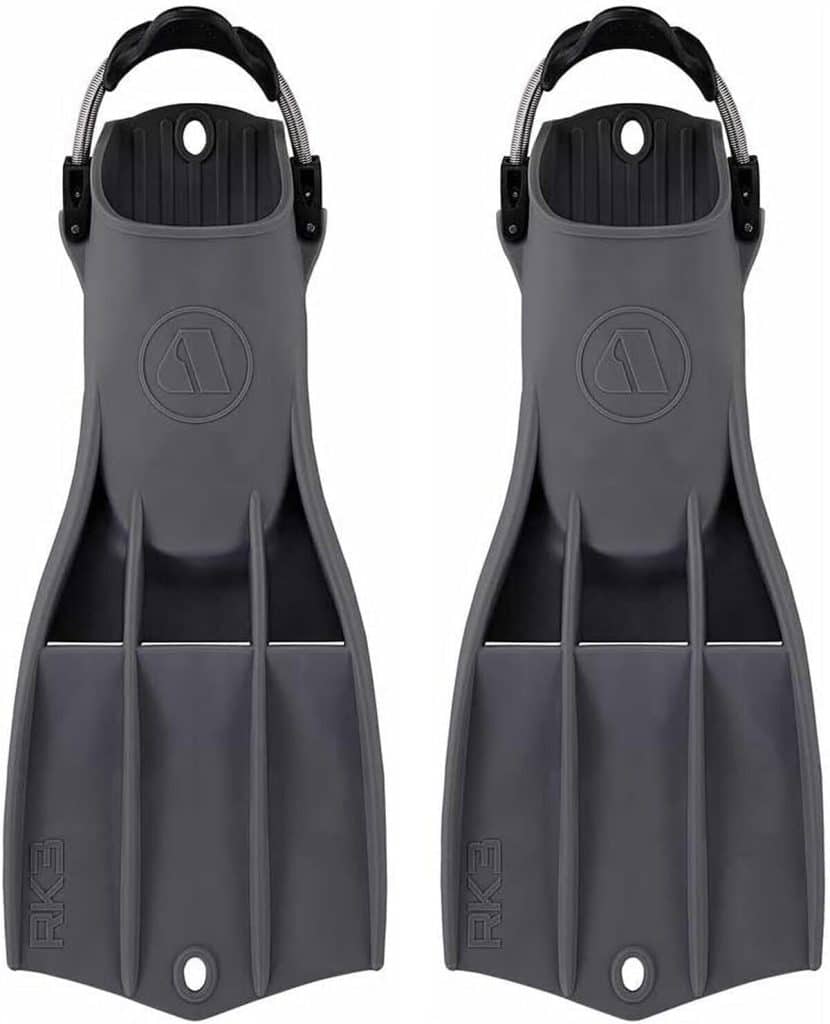 Test des palmes Apeks RK3 taille m en gris