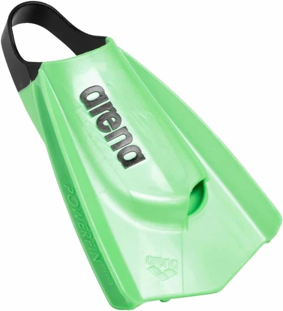 Test des palmes courtes arena Powerfin Pro II en silicone 42-43