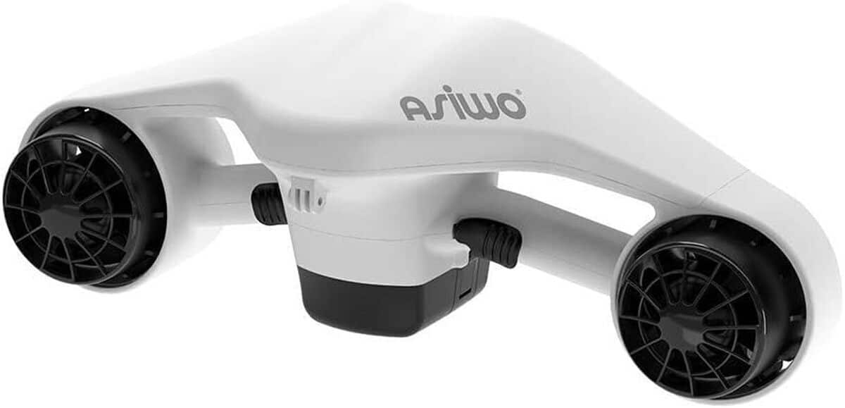 Test du scooter sous-marin Asiwo Manta : double moteur pour une plongée étanche