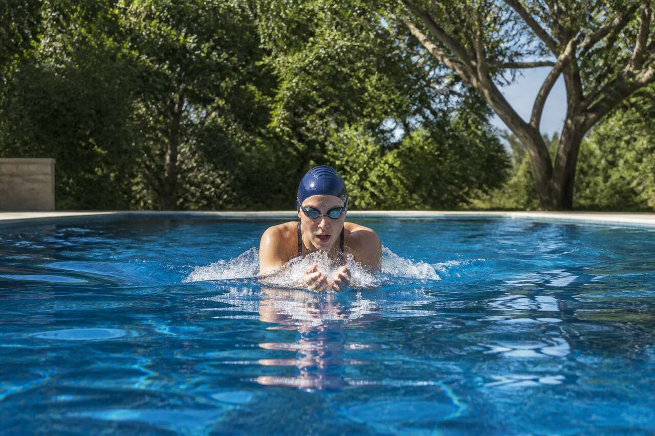 L'effet de l'eau: pression, respiration et sollicitation cardio en douceur