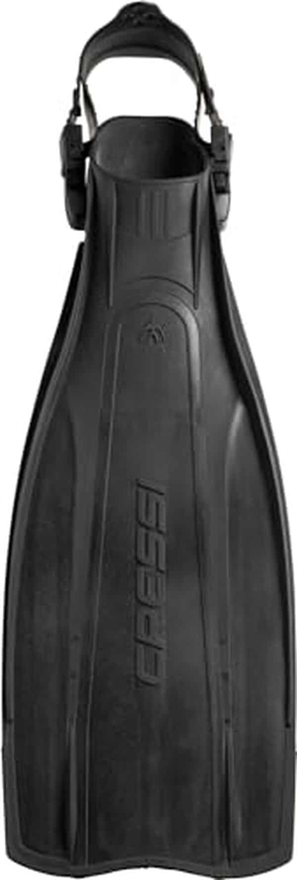 Découvrez notre test complet des palmes réglables Cressi Pro Light noir taille L/XL : performances, confort et qualité pour la plongée et le snorkeling.